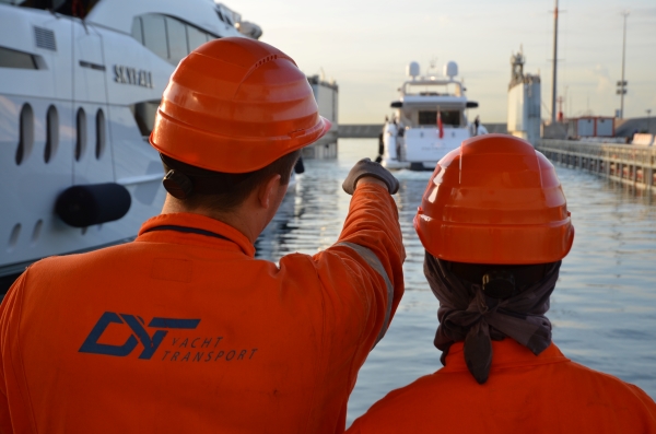 DYT ship crew