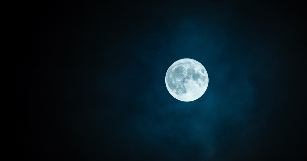 nautical sup full moon 1200x630