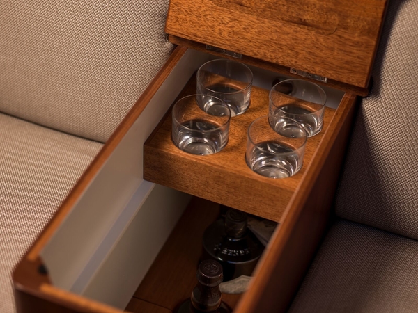 spirit new concealed bar